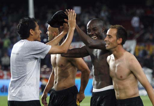  罗马狼魂永不言弃,补时阶段连入两球完成惊天逆转