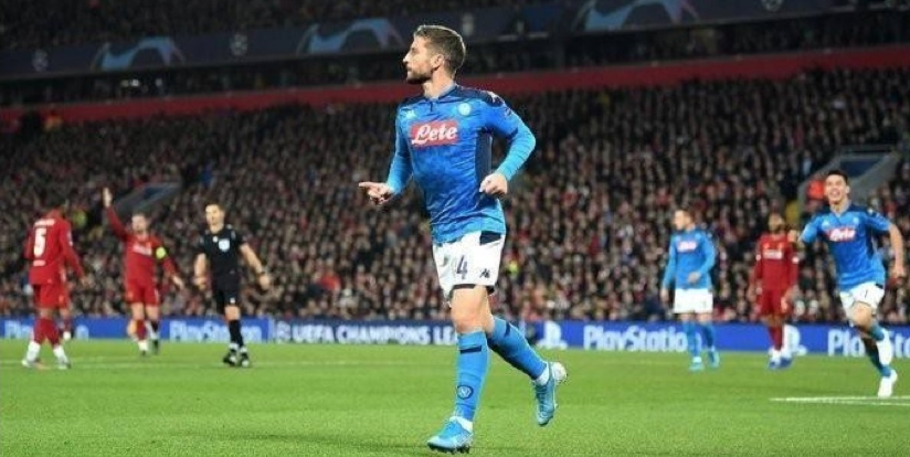  门兴格拉德巴赫主场力克法兰克福延续不败势头