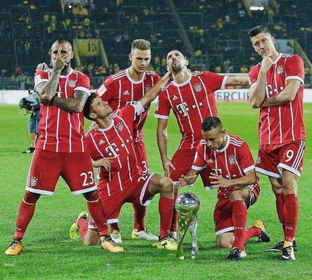  格纳布里帽子戏法闪耀，拜仁七球血洗波鸿展统治力